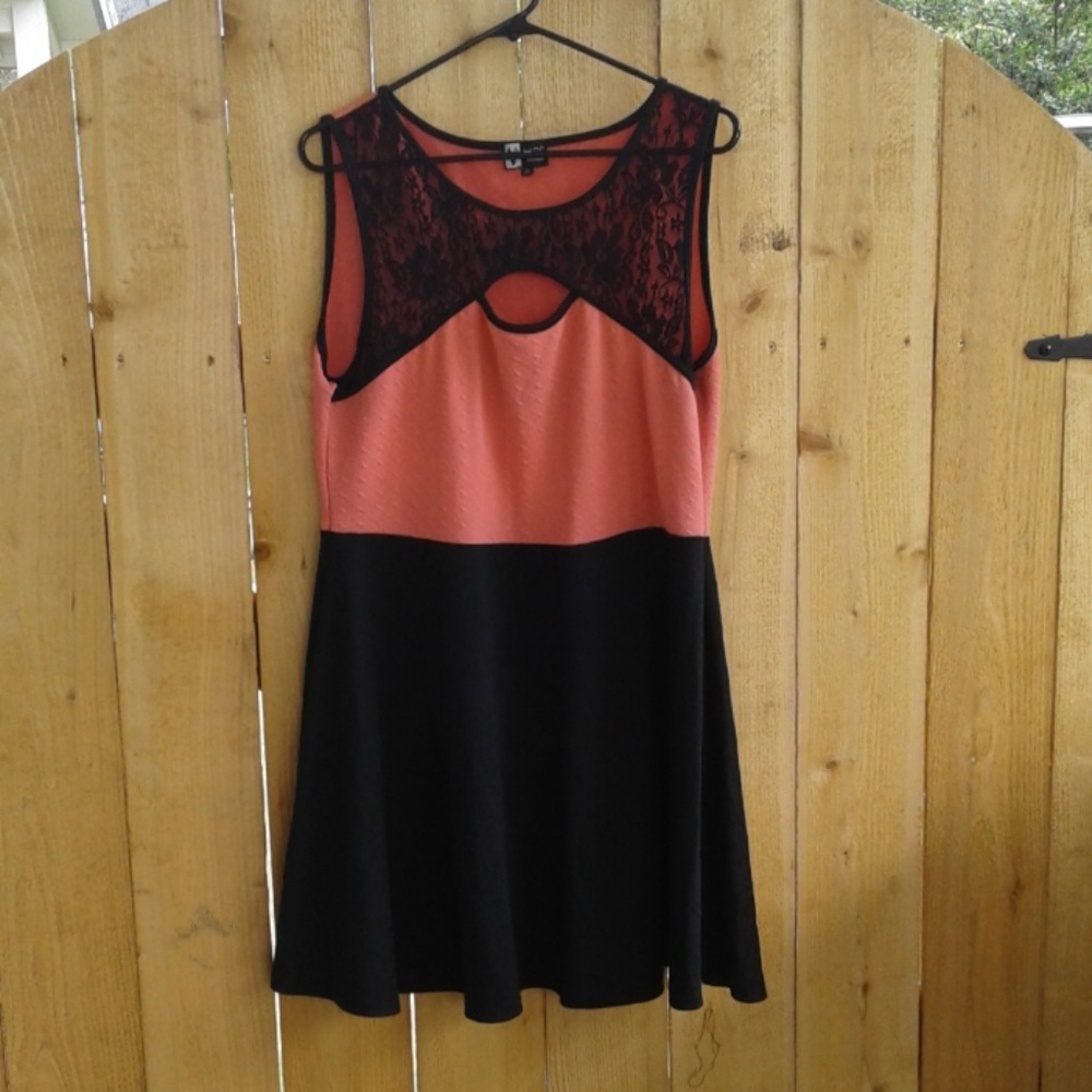 Vibe skater style dress coral and black size 3x